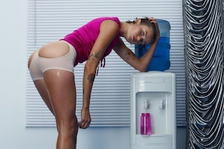 flesh-baring accounts