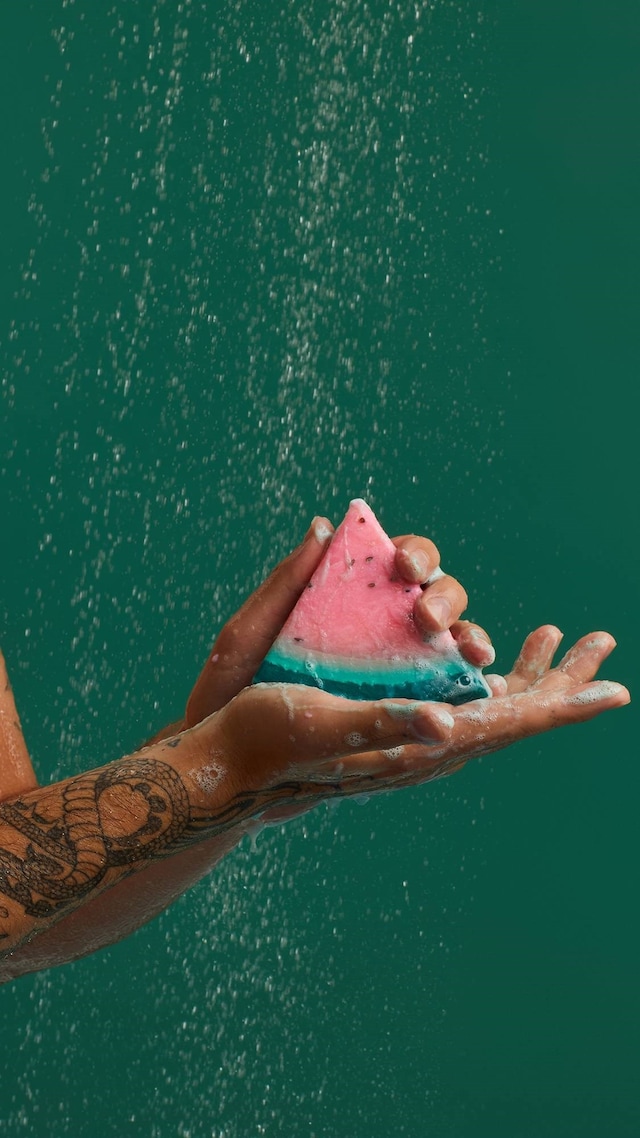 TIARNA, BEAUTY WRITER